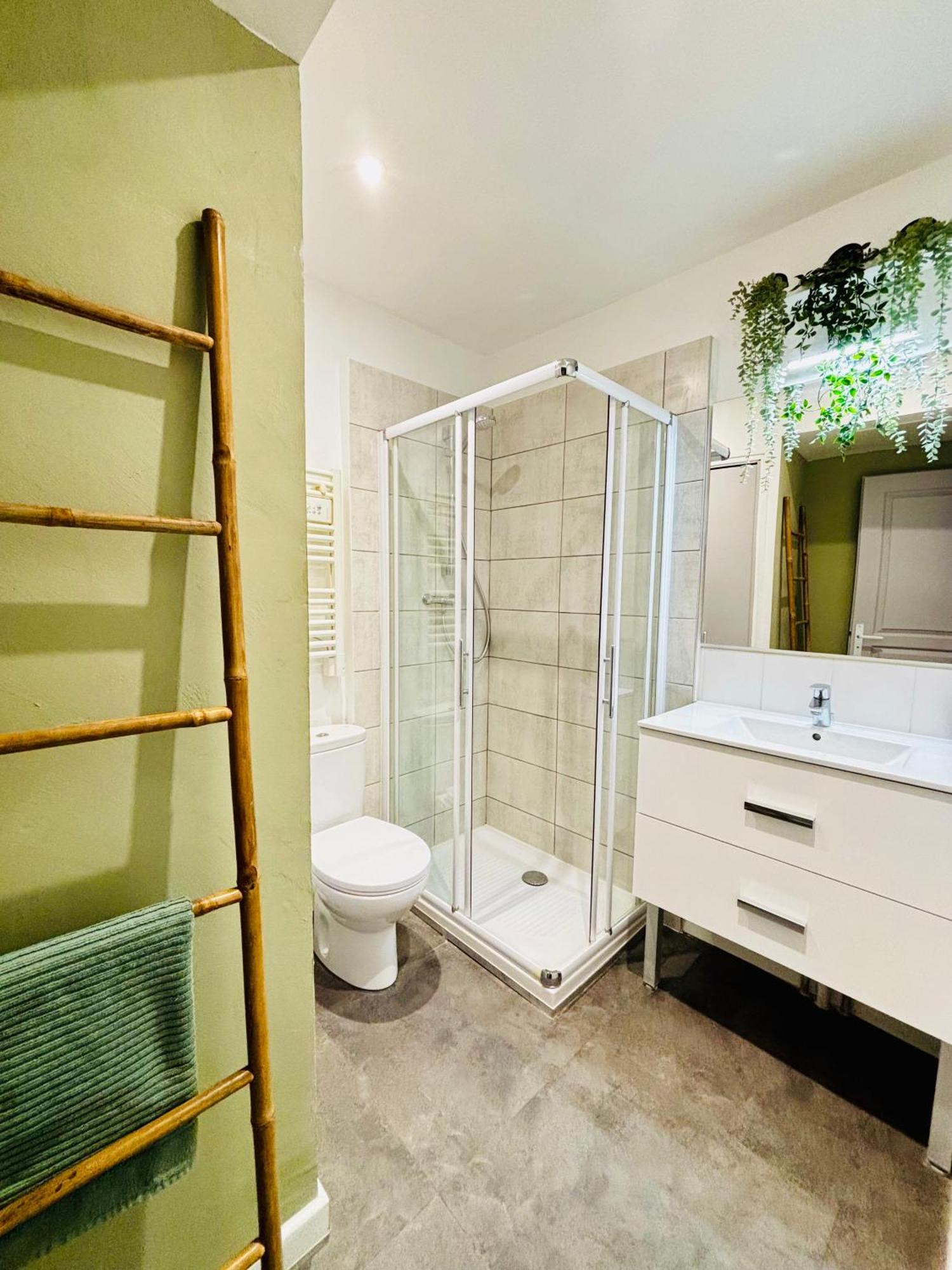 Le Limoni - Climatise Avec Patio Privatif Appartement Brignoles Buitenkant foto